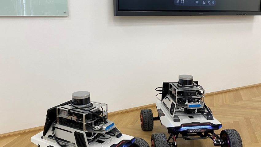 Universitatea de Vest din Timișoara inovează în educație, achiziționând doi roboți SCOUT Mini Pro Universitatea de Vest din Timișoara inovează în educație, achiziționând doi roboți SCOUT Mini Pro