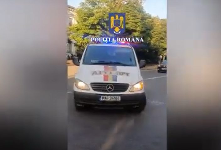 Șase români urmăriți internațional pentru furturi în Austria, reținuți în Mehedinți Șase români urmăriți internațional pentru furturi în Austria, reținuți în Mehedinți